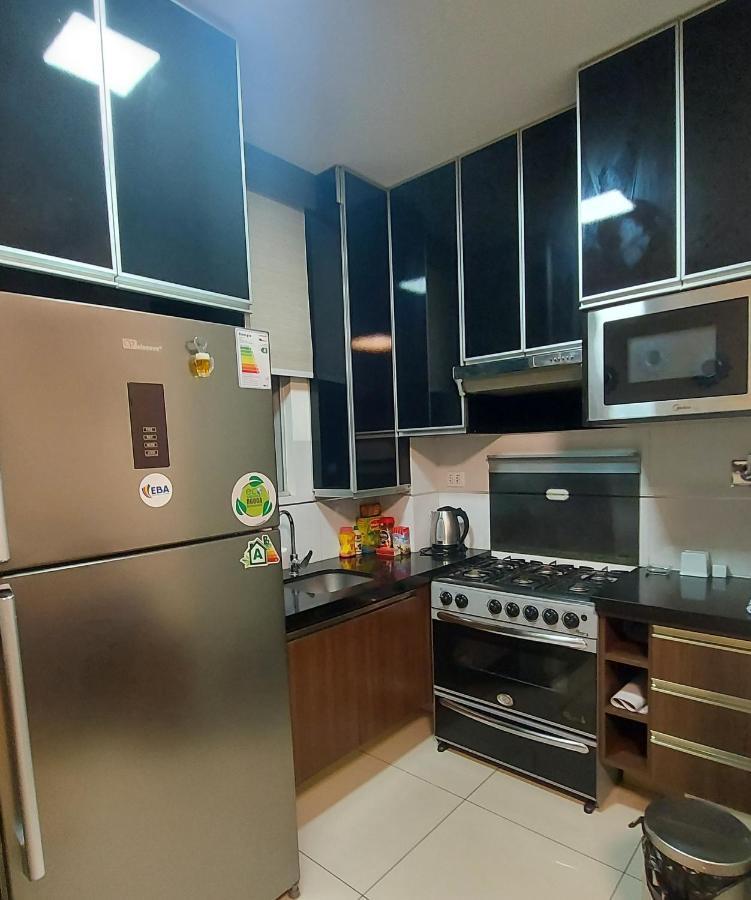Hermoso Y Unico Apartamento Moderno, En Pleno Centro De Santa Cruz, Con Netflix Wi-Fi De 60 Mb, Estacionamiento Gratis Y Ac En Todos Los Ambientes Santa Cruz de La Sierra Esterno foto